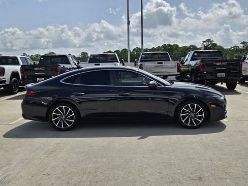 Used 2023 Hyundai Sonata Limited FWD image 4