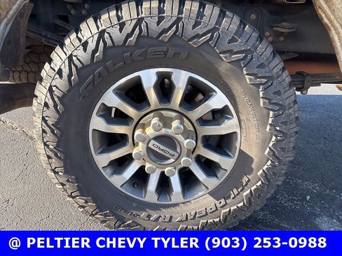 Used 2022 Ford F350 Lariat w/ Lariat Ultimate Package image 10