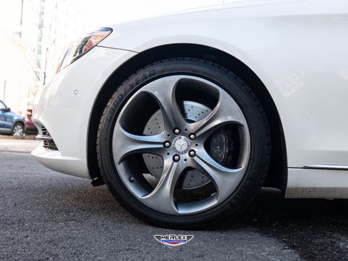 Used 2015 Mercedes-Benz S 550 Sedan w/ Premium 1 Package image 10