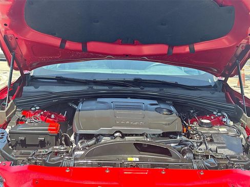 Used 2024 Jaguar F-PACE R-Dynamic S image 33