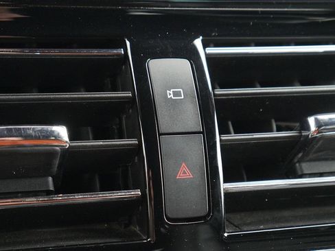 Used 2019 Lincoln Navigator Reserve AWD/4WD image 46