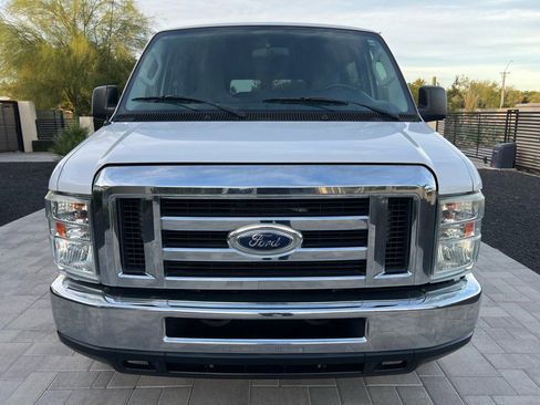 Used 2012 Ford E-350 and Econoline 350 XLT image 5