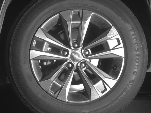 Used 2025 Chevrolet Equinox LT FWD image 14