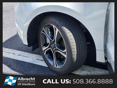Used 2022 Ford Edge ST AWD/4WD image 33