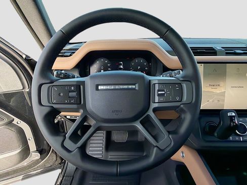 New 2026 Land Rover Defender 110 X-Dynamic SE image 38