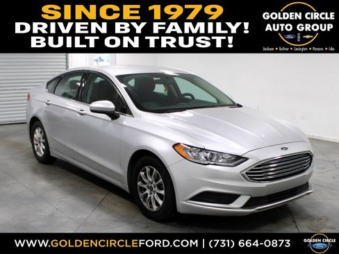 Used 2017 Ford Fusion S FWD image 1