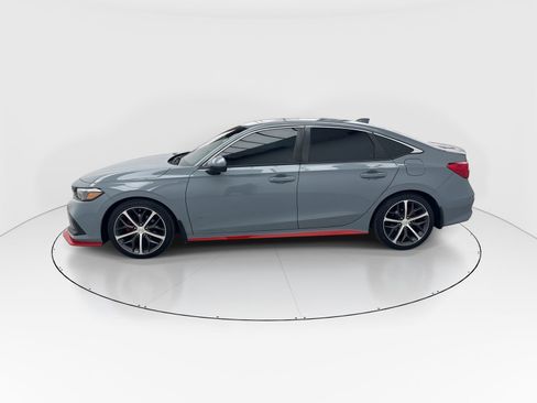 Used 2022 Honda Civic Touring image 5