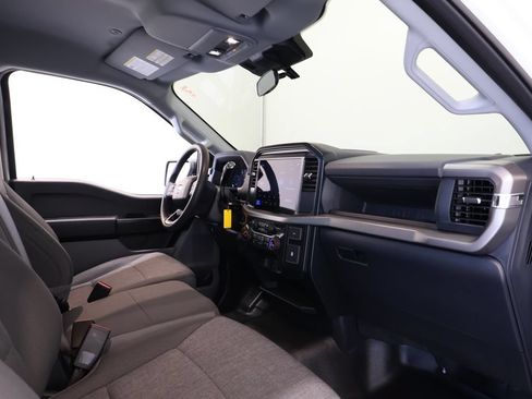 Used 2025 Ford F150 XL RWD image 18