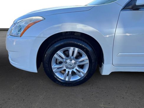 Used 2010 Nissan Altima 2.5 S w/ Convenience Plus Pkg image 13