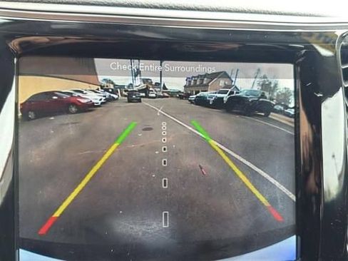 Used 2019 Jeep Cherokee Limited AWD/4WD image 18
