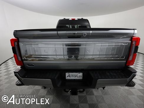 Used 2024 Ford F450 Platinum w/ FX4 Off-Road Package image 6
