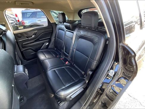 Used 2023 Lincoln Corsair AWD image 23