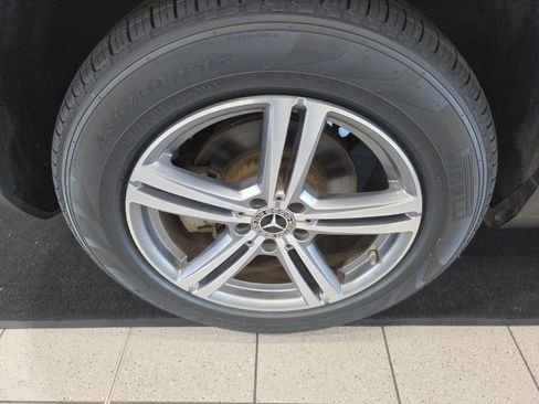 Used 2022 Mercedes-Benz GLC 300 image 10