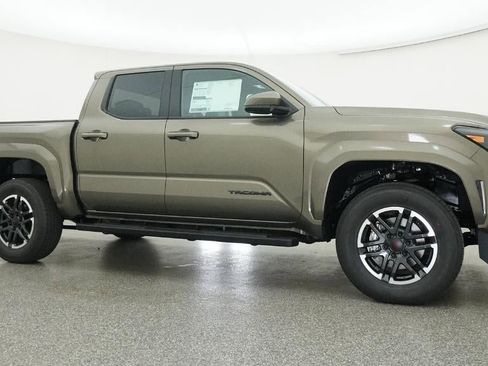 New 2026 Toyota Tacoma TRD Sport AWD/4WD image 28