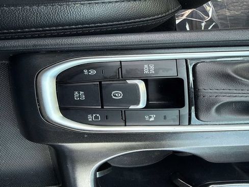 Used 2020 Hyundai Santa Fe Limited FWD image 28