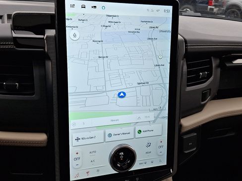 Certified 2024 Ford Expedition Platinum image 23