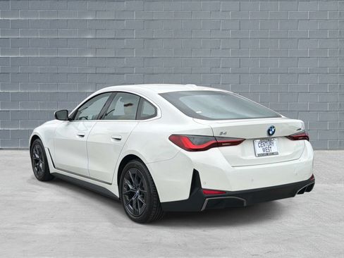 Used 2023 BMW i4 eDrive40 RWD image 3