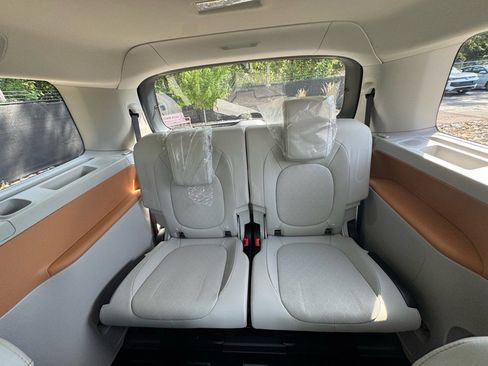 New 2025 Volkswagen ID. Buzz Pro S Plus image 22