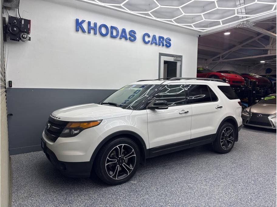 Used 2014 Ford Explorer Sport w/ Equipment Group 401A AWD/4WD image 2