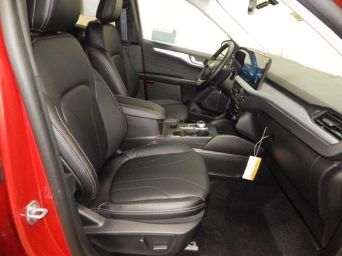 New 2025 Ford Escape SE w/ PHEV Premium Package image 20