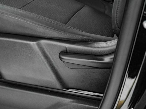 Used 2019 Chevrolet Silverado 1500 Custom w/ Custom Value Package image 25