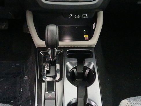 Used 2026 Subaru Forester Premium AWD/4WD image 14