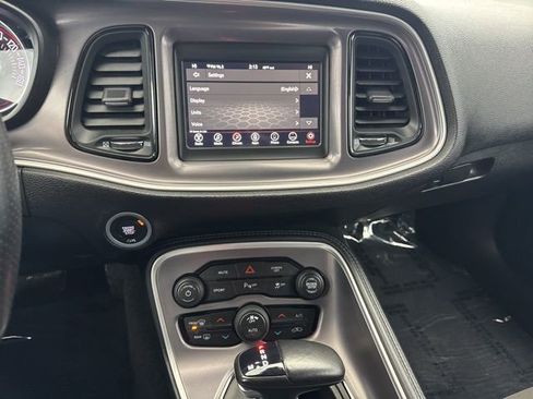Used 2022 Dodge Challenger GT image 19