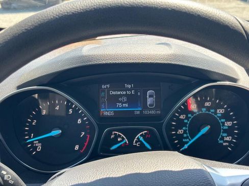 Used 2014 Ford Escape SE w/ Equipment Group 201A FWD image 22