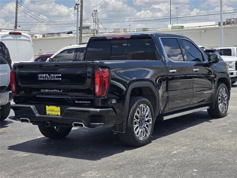 Used 2025 GMC Sierra 1500 Denali Ultimate AWD/4WD image 8
