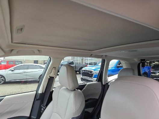 Used 2022 Subaru Forester Limited w/ Popular Package #2 AWD/4WD image 5
