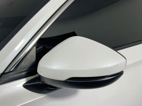 Used 2024 Honda Civic Touring image 12