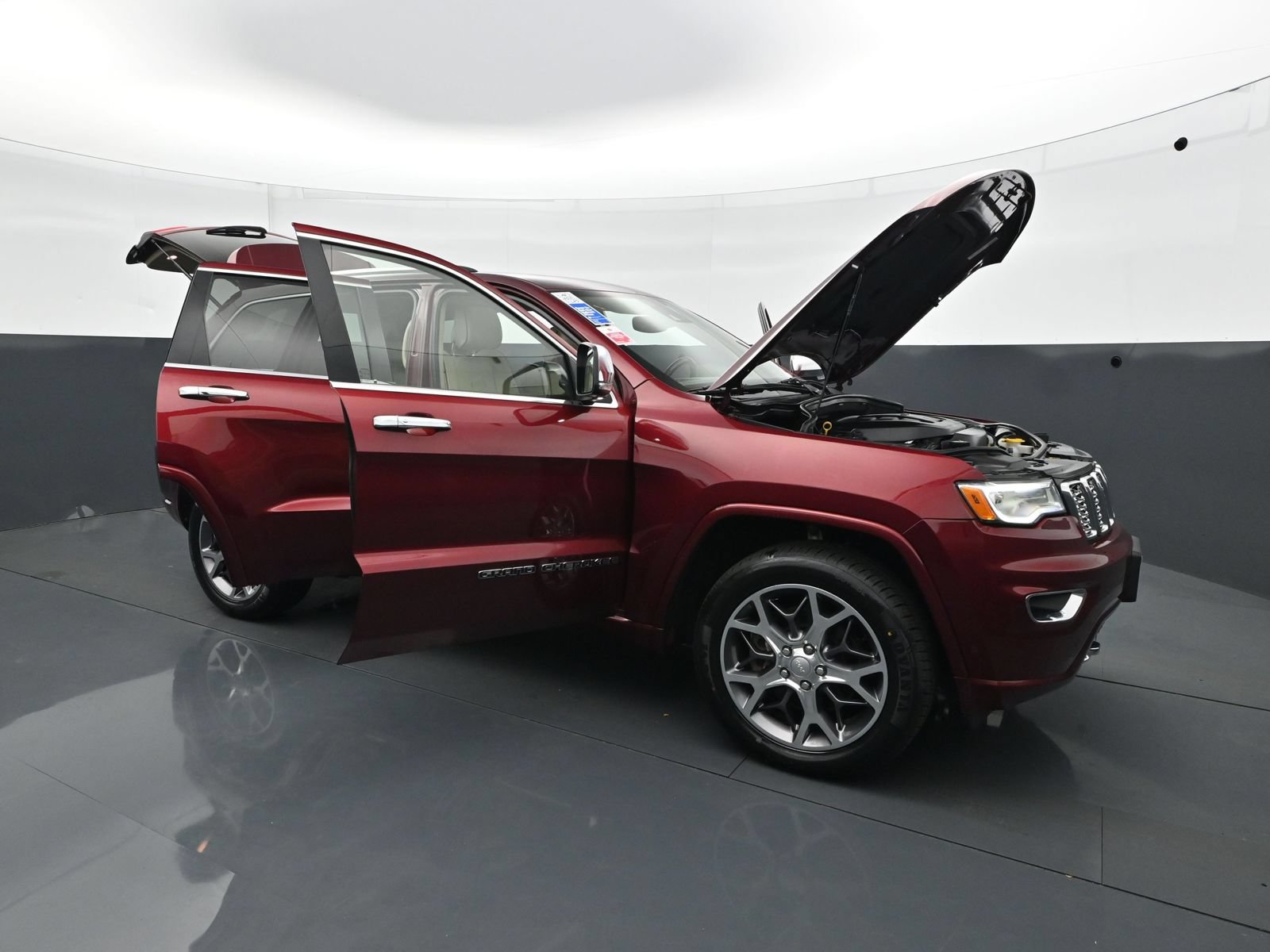 Used 2021 Jeep Grand Cherokee Overland w/ Protech Group AWD/4WD image 36