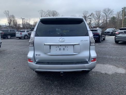 Used 2016 Lexus GX 460 w/ Premium Package image 7