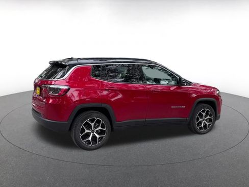 Used 2025 Jeep Compass Limited AWD/4WD image 14