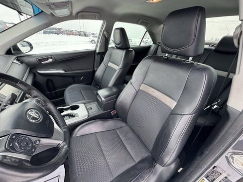 Used 2012 Toyota Camry SE image 10