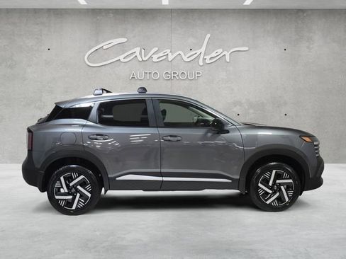 New 2026 Nissan Kicks SV w/ Cold Weather Package FWD image 17