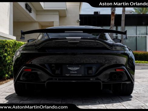 Used 2023 Aston Martin V8 Vantage Coupe RWD image 26