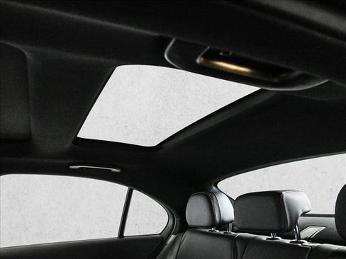 Certified 2026 Mercedes-Benz C 300 4MATIC Sedan image 21