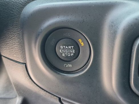 Used 2020 Jeep Gladiator Rubicon AWD/4WD image 20