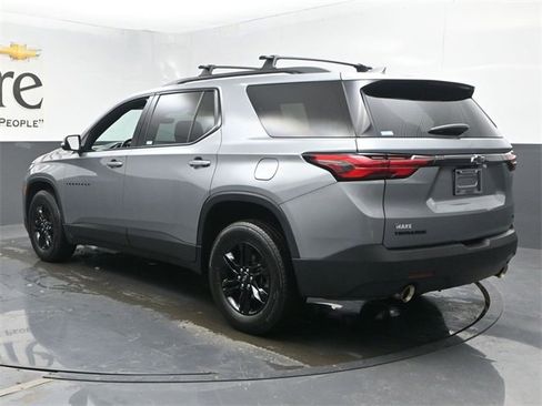 Used 2023 Chevrolet Traverse LT image 36