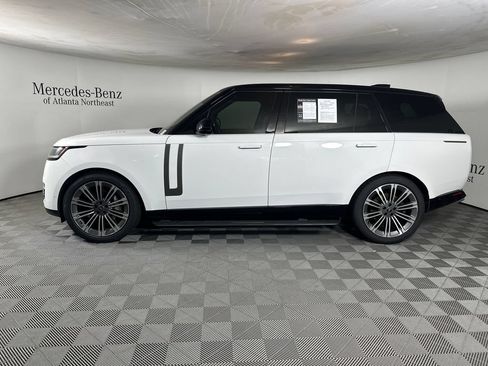 Used 2023 Land Rover Range Rover Long Wheelbase SE AWD/4WD image 4