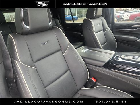 Used 2024 Cadillac Escalade Sport image 23
