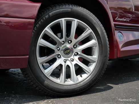 Used 2024 Chevrolet Express 2500 image 16