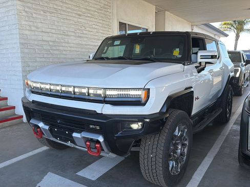 Used 2025 GMC Hummer EV 3X w/ LPO, Sport Package AWD/4WD image 1