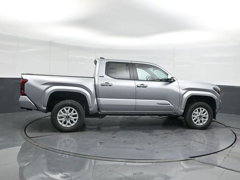 New 2026 Toyota Tacoma SR5 image 3