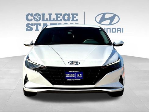 Used 2021 Hyundai Elantra SEL FWD image 4