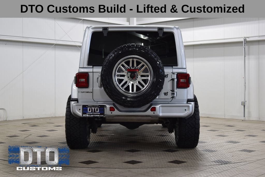 Used 2024 Jeep Wrangler Unlimited Sahara w/ Technology Group AWD/4WD image 6