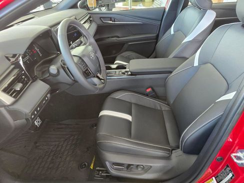 Used 2026 Toyota Camry Hybrid image 19