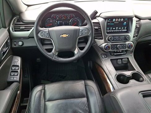 Used 2019 Chevrolet Tahoe LT w/ RST Edition RWD image 11