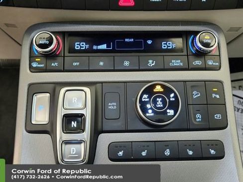 Used 2024 Hyundai Palisade Limited image 22